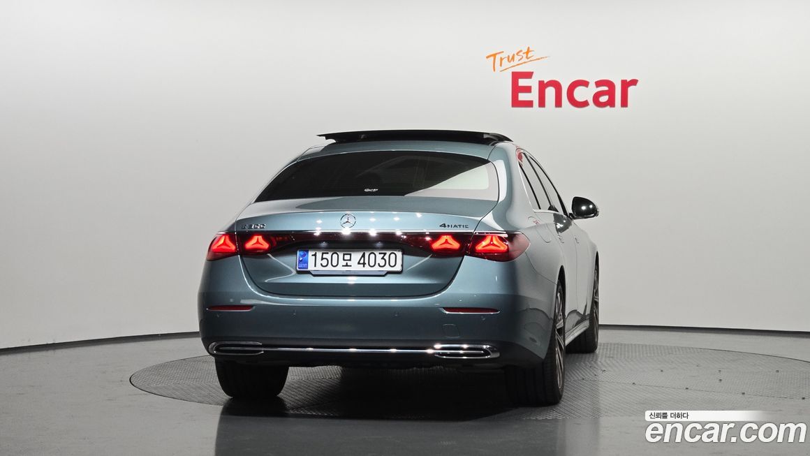 Mercedes-Benz E-Class 2024