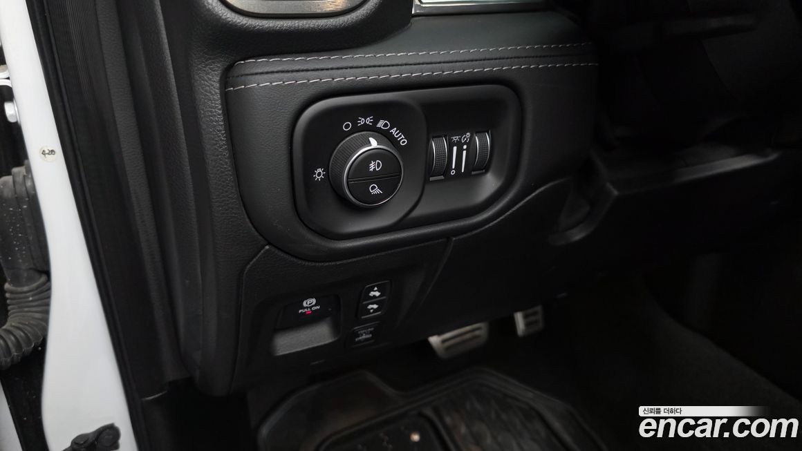 Dodge Ram Pick Up 2021