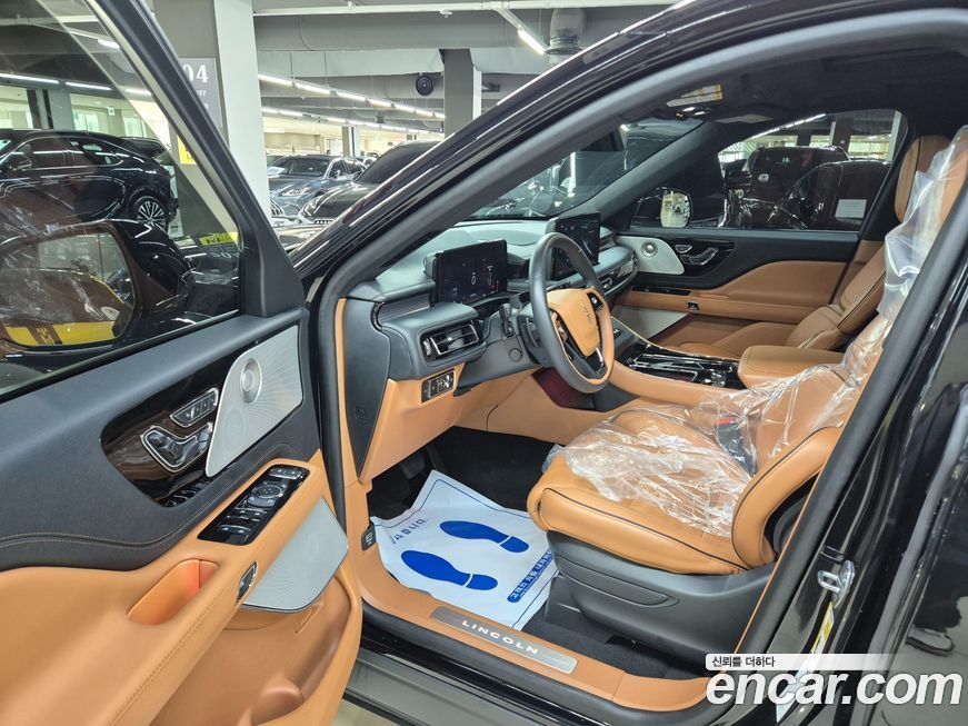 Lincoln Aviator 2025