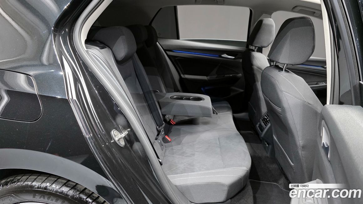 Volkswagen Golf 2024