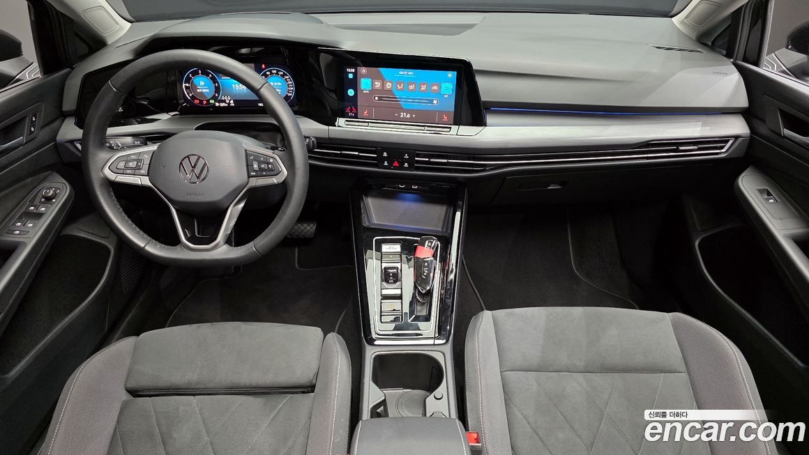 Volkswagen Golf 2024