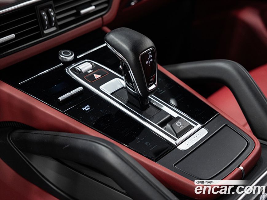 Porsche Cayenne 2023