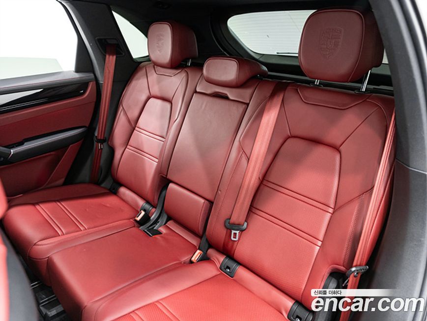 Porsche Cayenne 2023