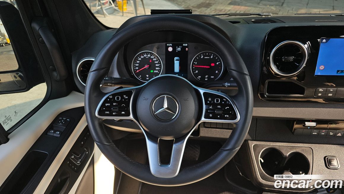 Mercedes-Benz Sprinter 2022