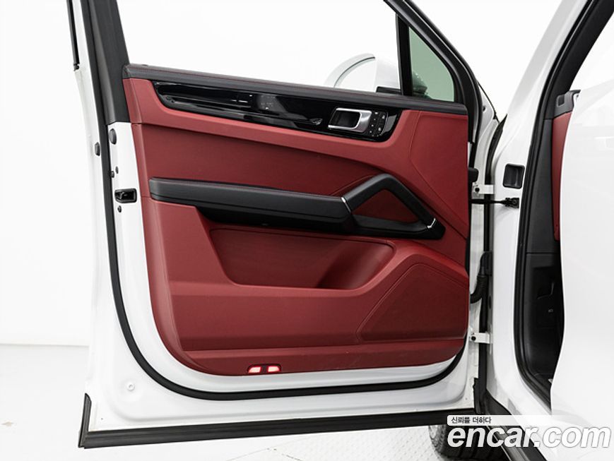 Porsche Cayenne 2023