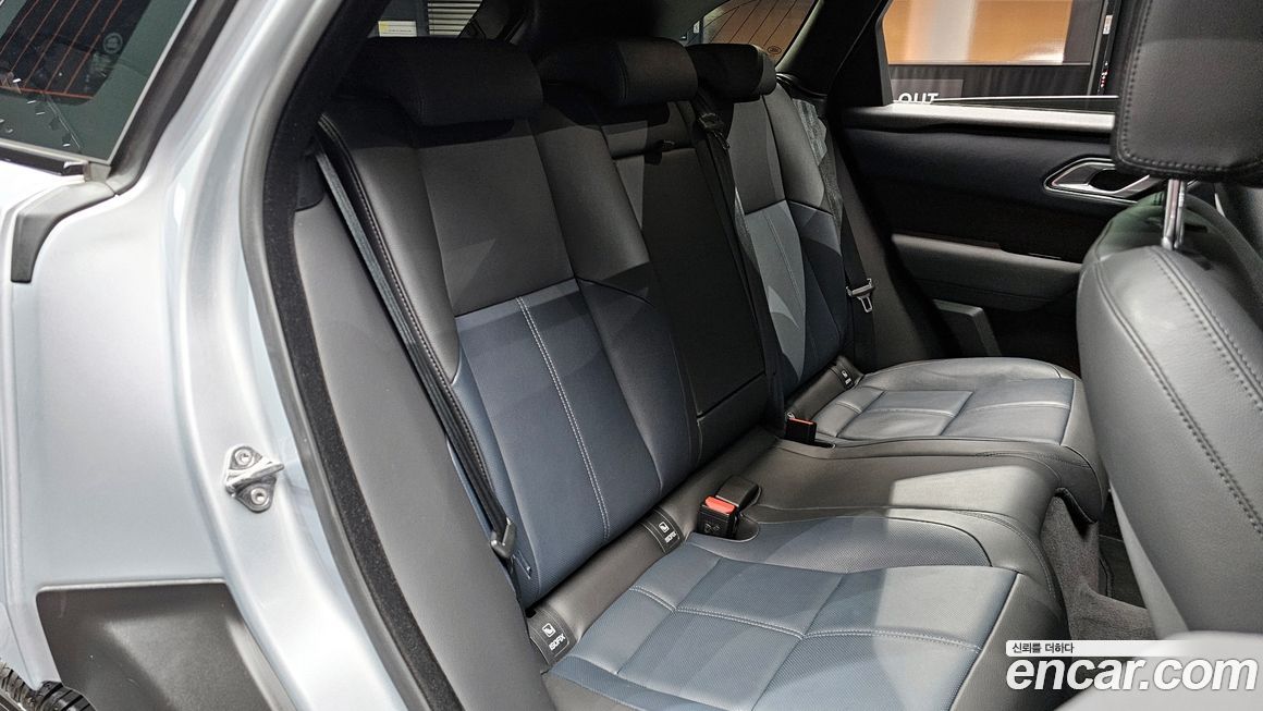 Land Rover Range Rover Velar 2024