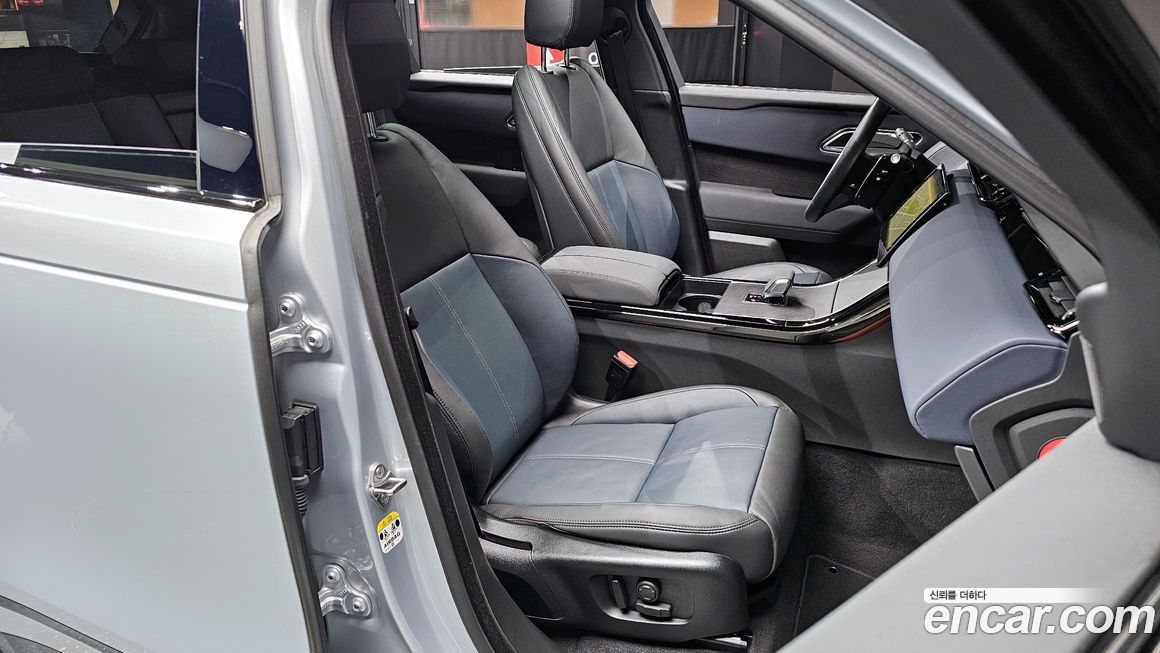 Land Rover Range Rover Velar 2024