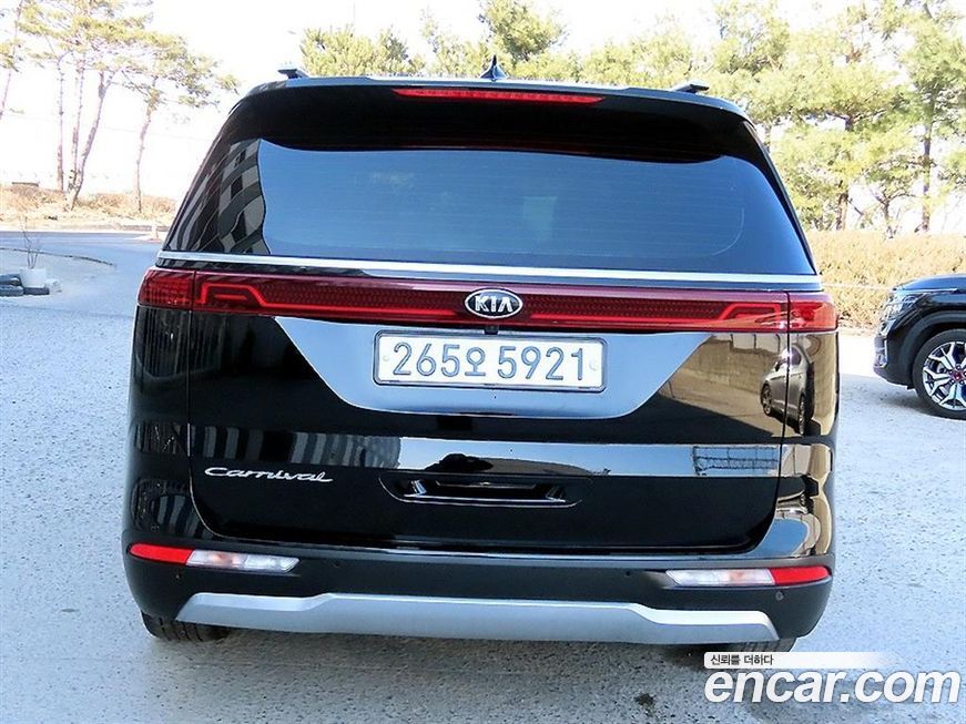Kia Canival 2021