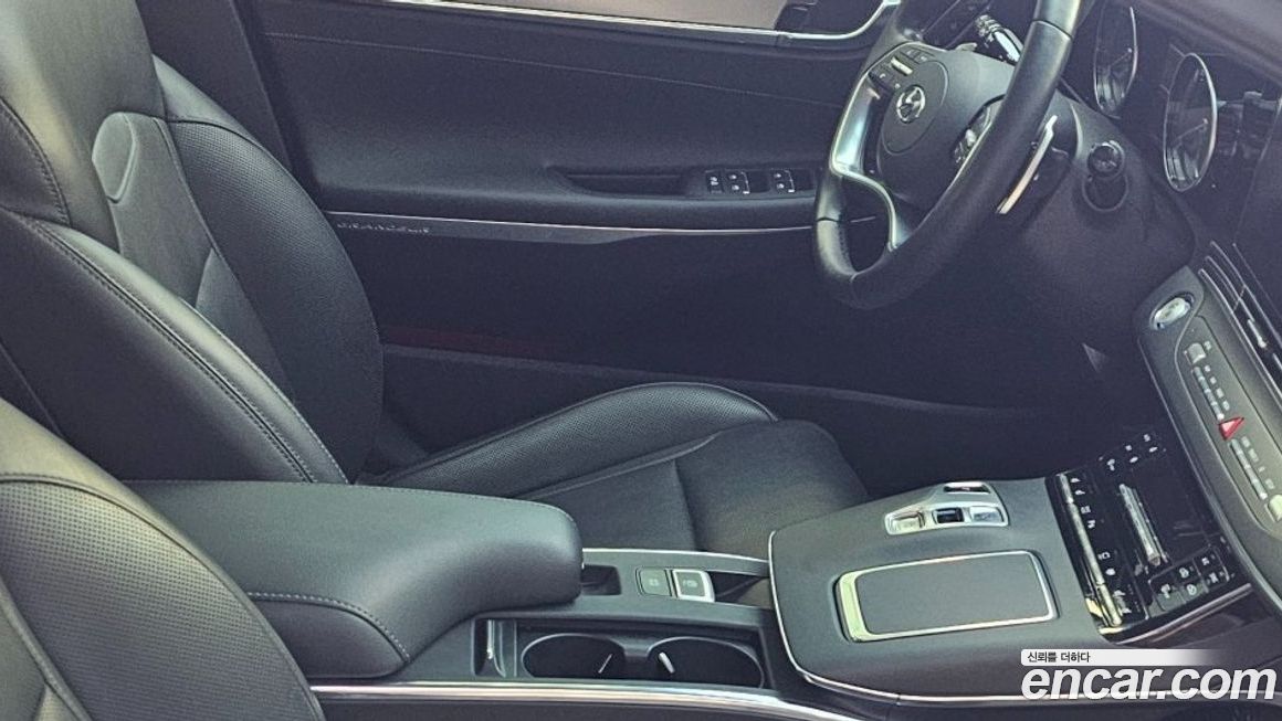 Hyundai Grandeur 2022