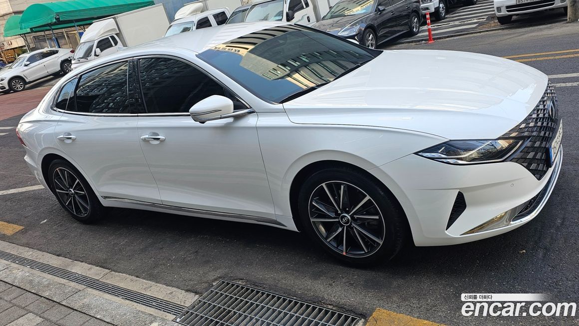 Hyundai Grandeur 2022