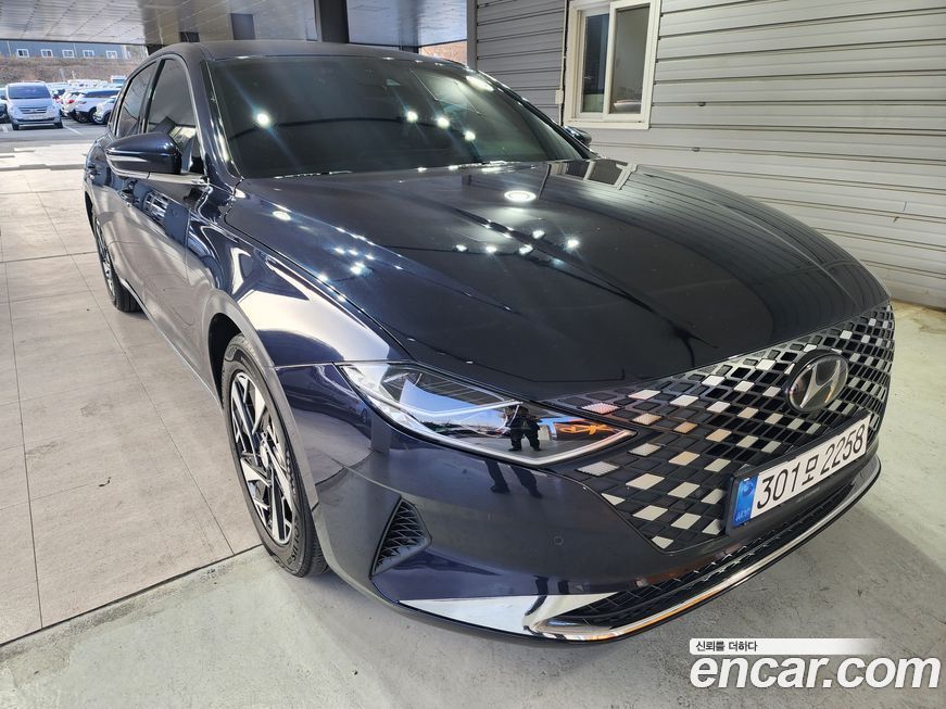 Hyundai Grandeur 2021