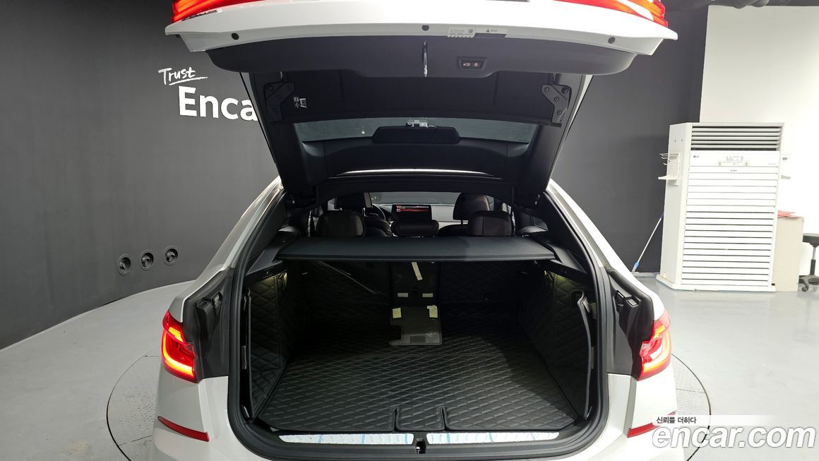 BMW Gran Turismo 2021