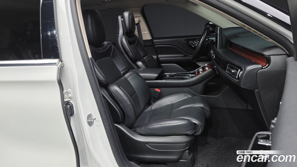 Lincoln Aviator 2021