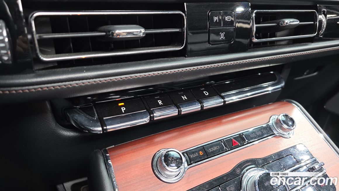 Lincoln Aviator 2021