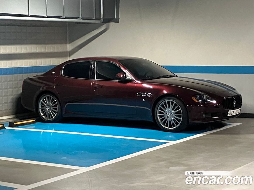Maserati Quattroporte 2010