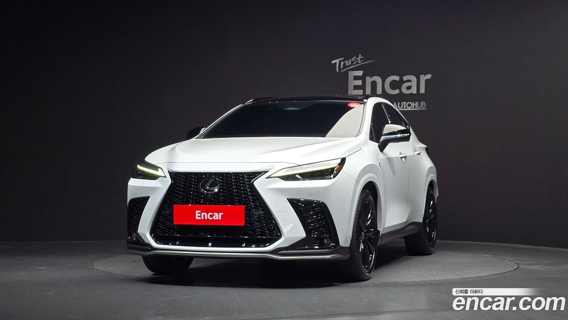 Lexus NX 2025