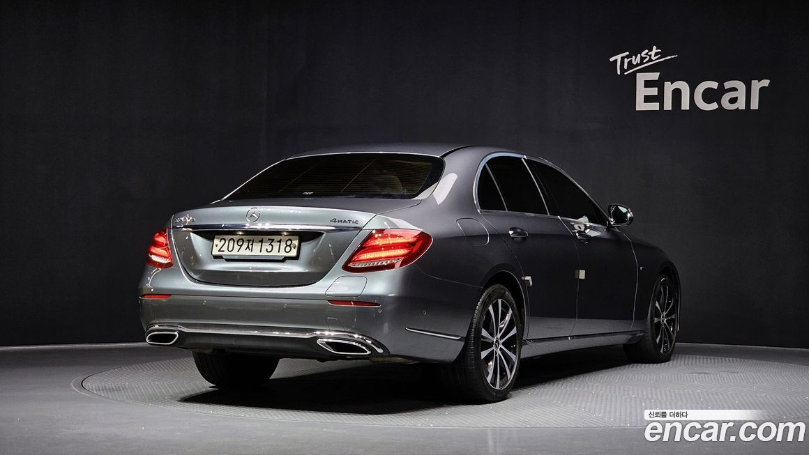 Mercedes-Benz E-Class 2020