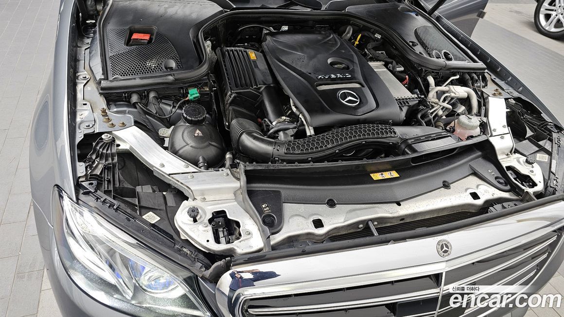 Mercedes-Benz E-Class 2020