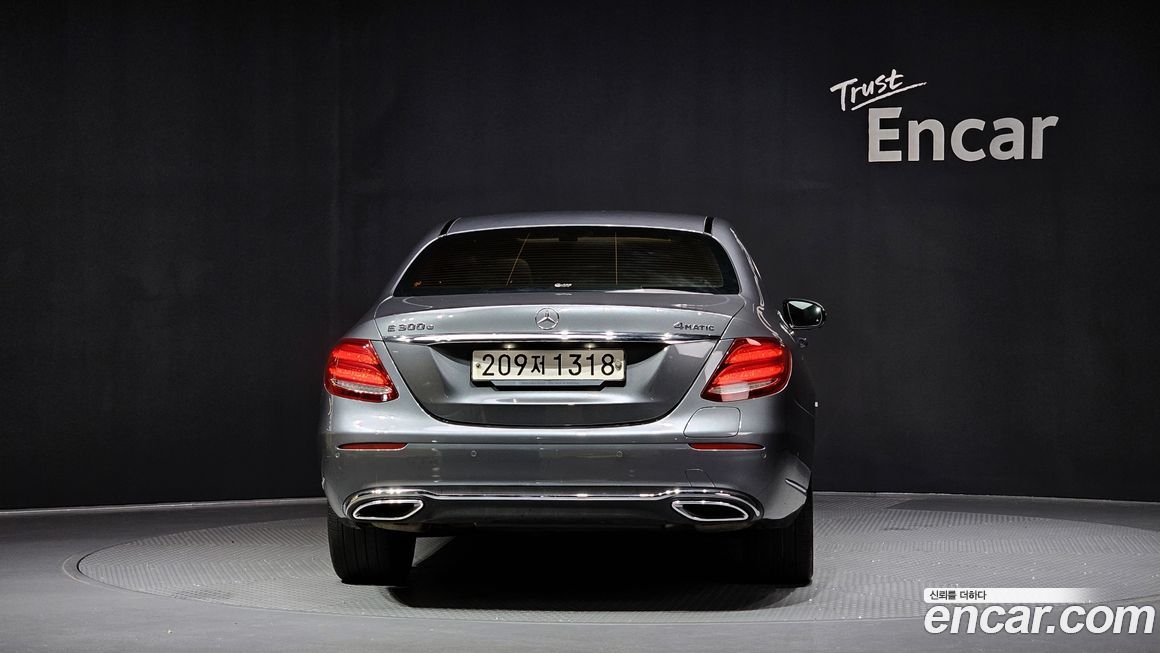 Mercedes-Benz E-Class 2020