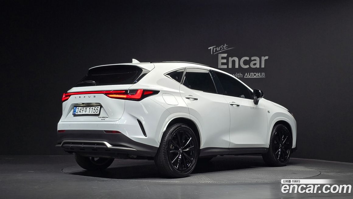 Lexus NX 2025
