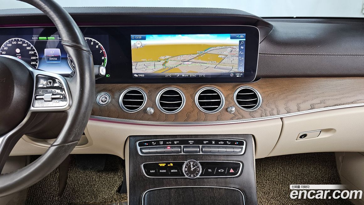 Mercedes-Benz E-Class 2020