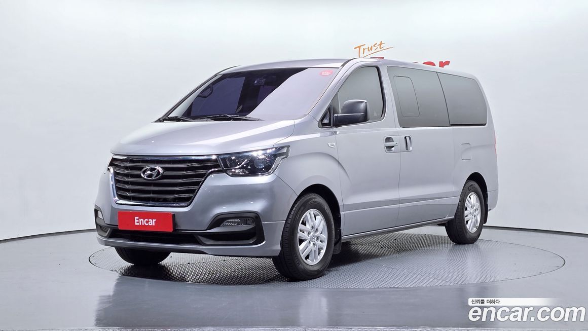 Hyundai Starex 2018