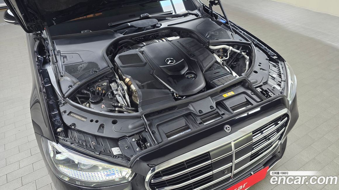 Mercedes-Benz S-Class 2022