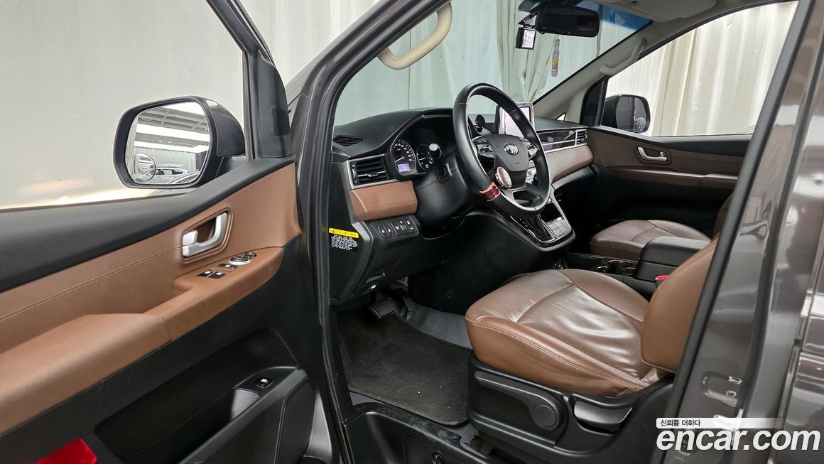 Hyundai Starex 2019
