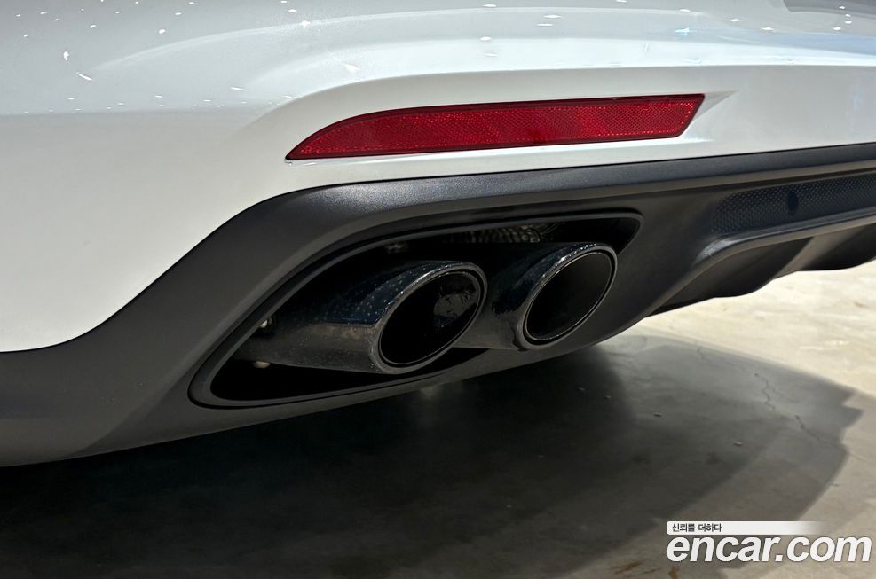 Porsche Panamera 2022