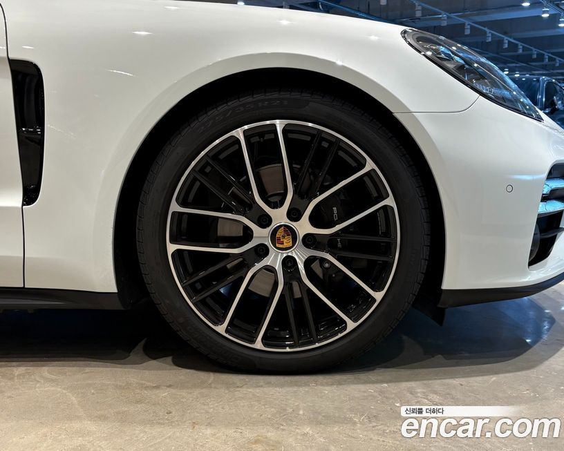 Porsche Panamera 2022