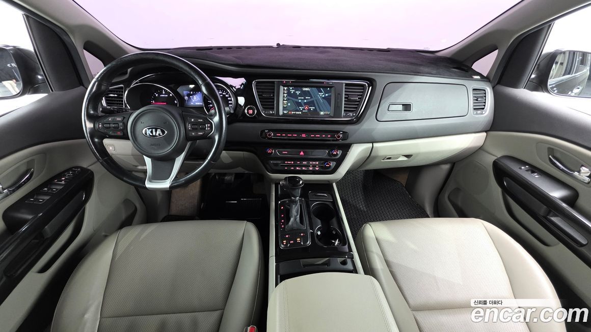 Kia Canival 2016