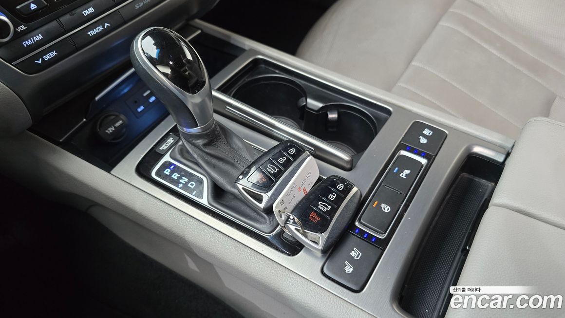 Hyundai Genesis 2015