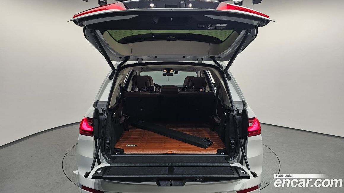 BMW X7 2022