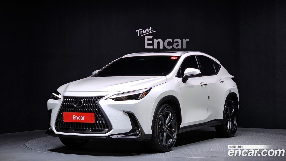 Lexus NX 2025