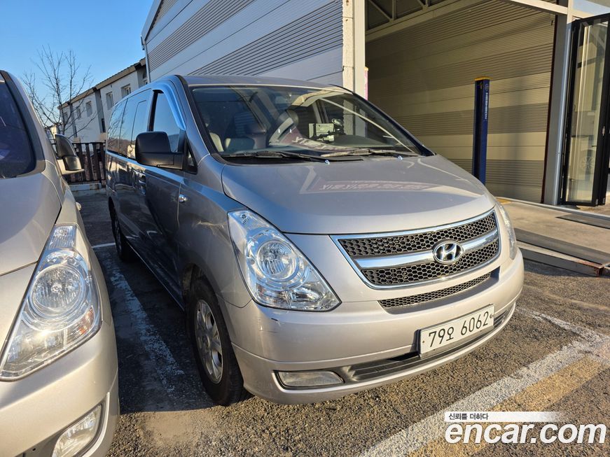 Hyundai Starex 2011