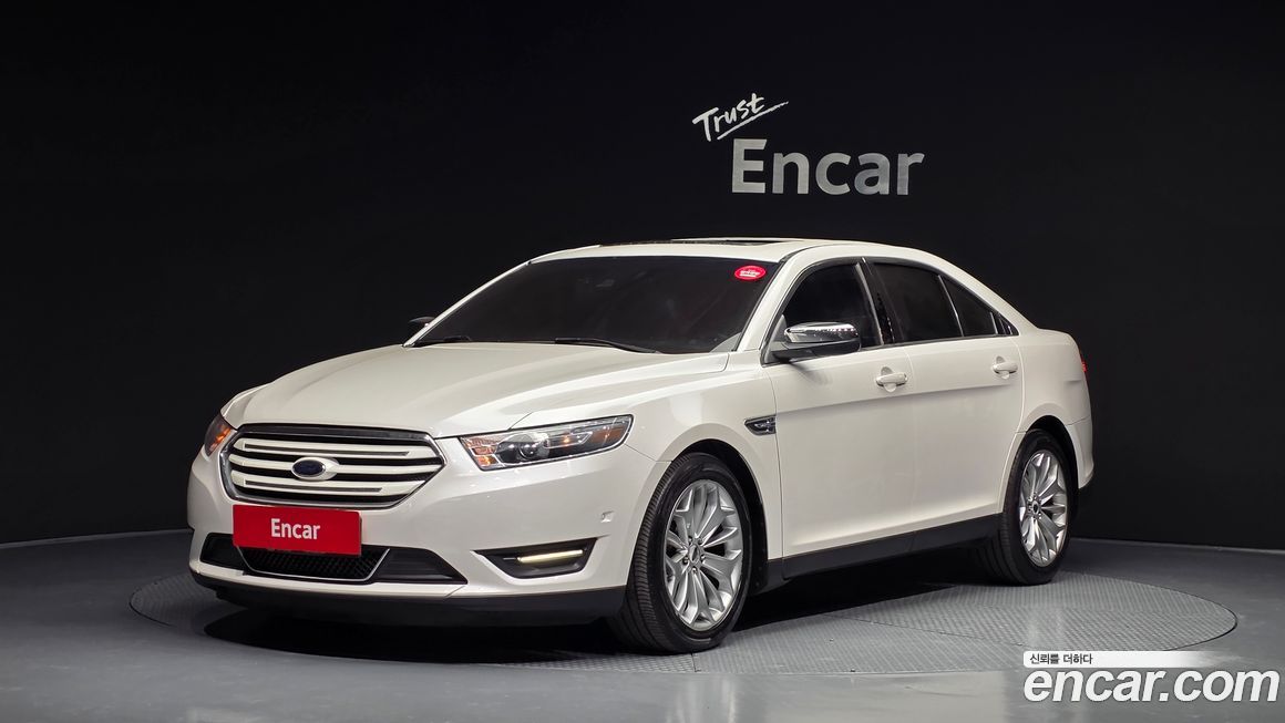 Ford Taurus 2017