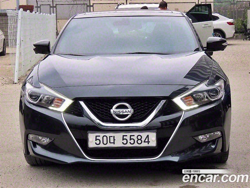 Nissan Maxima 2018
