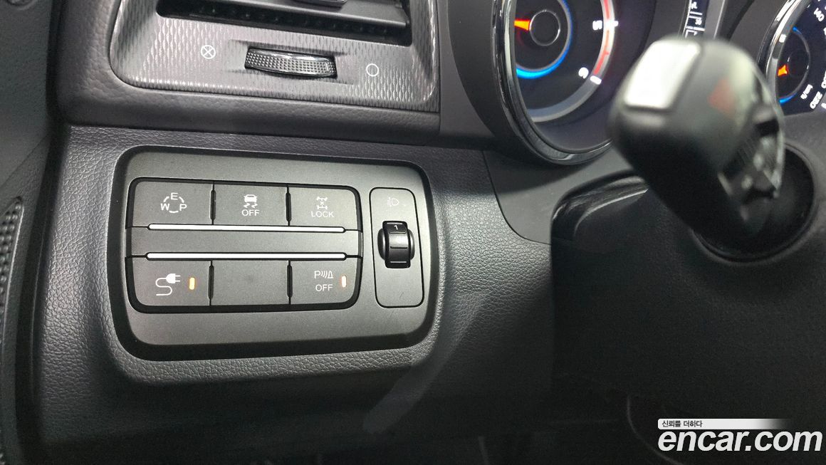 KG_Mobility_Ssangyong TIBOLI 2017