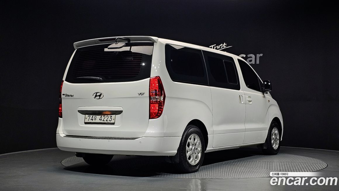 Hyundai Starex 2015