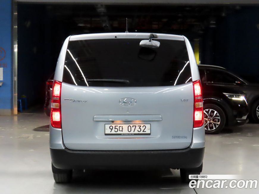 Hyundai Starex 2018