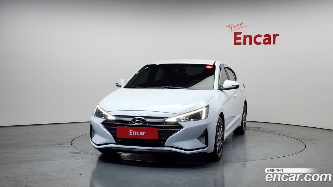 Hyundai AVANTE 2019