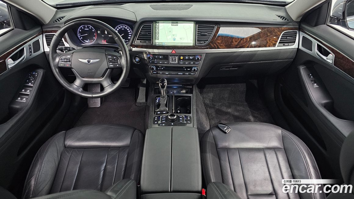 Hyundai Genesis 2016