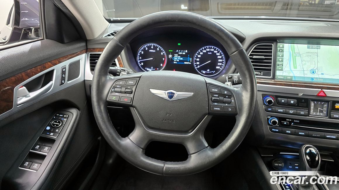 Hyundai Genesis 2016