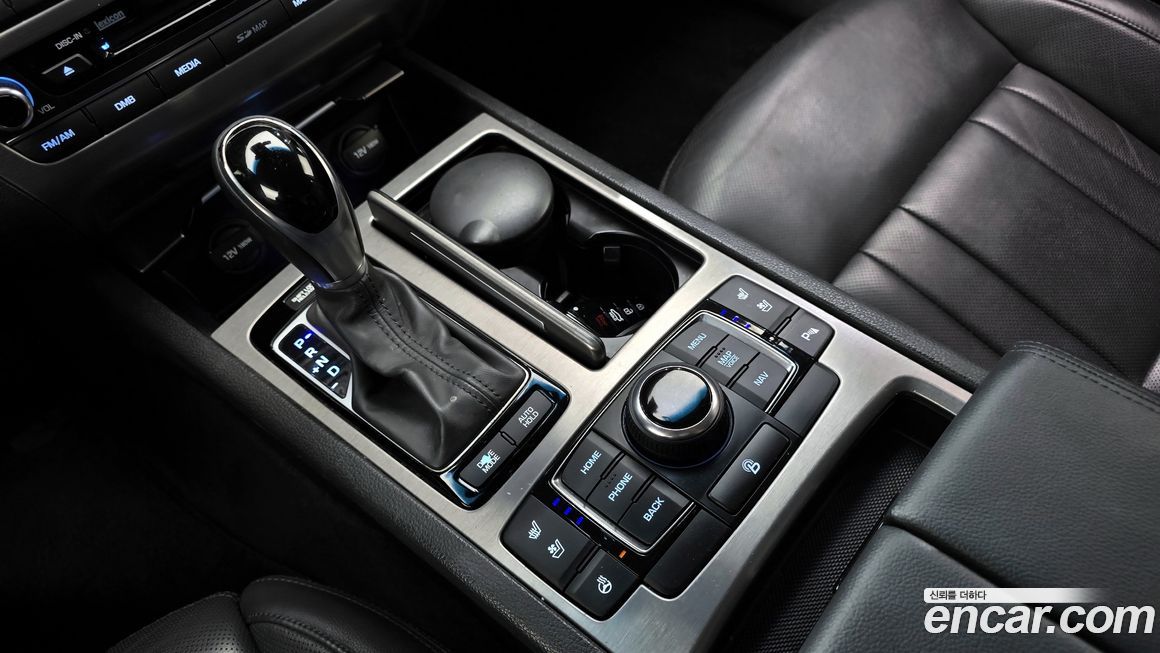 Hyundai Genesis 2016