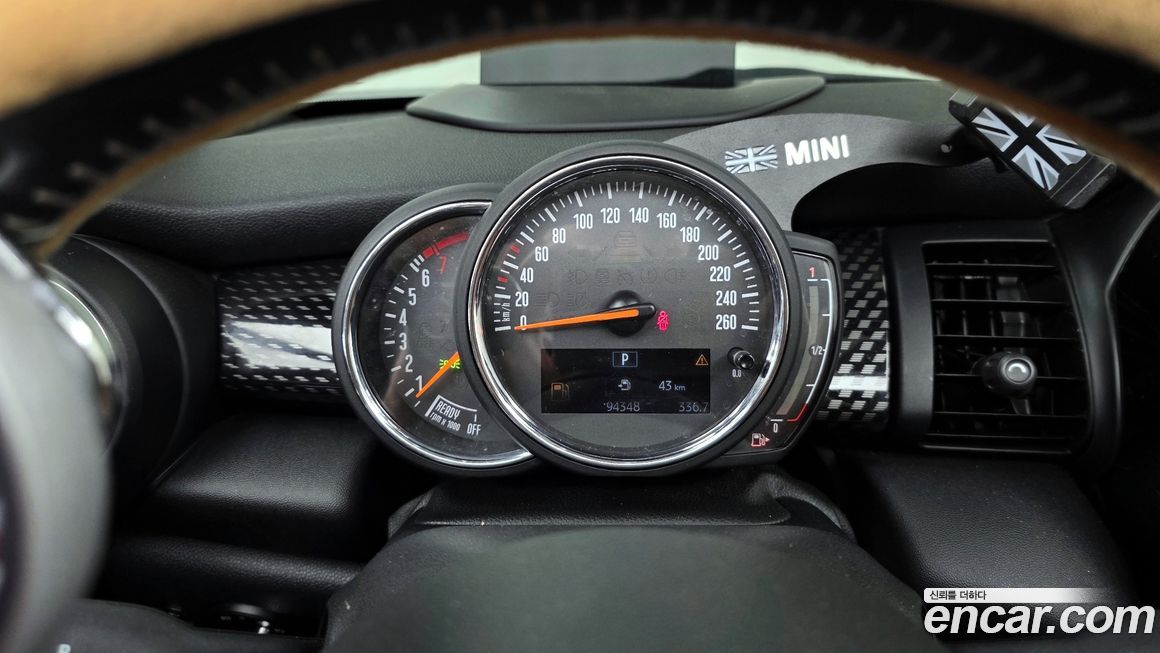 Mini Cooper Convertible 2019