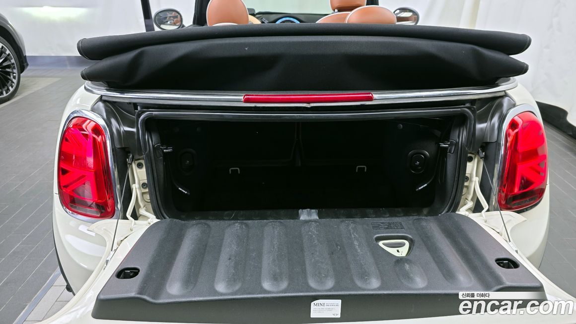 Mini Cooper Convertible 2019