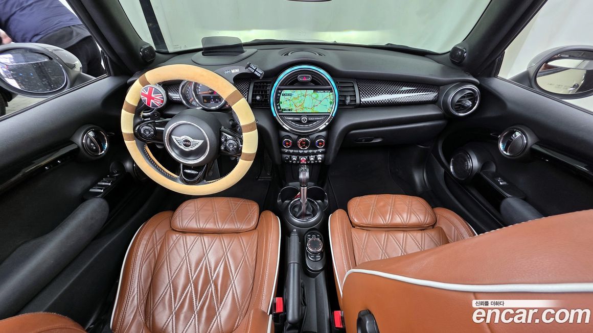 Mini Cooper Convertible 2019