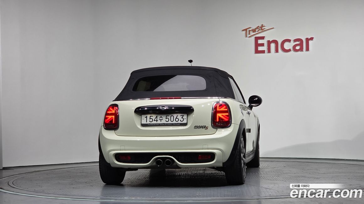 Mini Cooper Convertible 2019