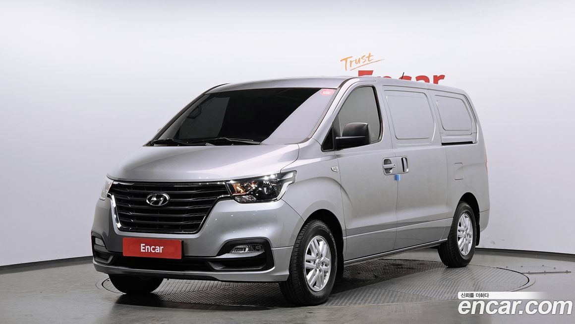 Hyundai Starex 2021