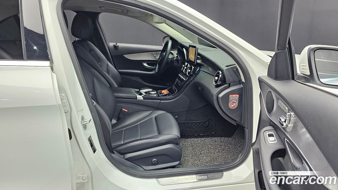 Mercedes-Benz C-Class 2016